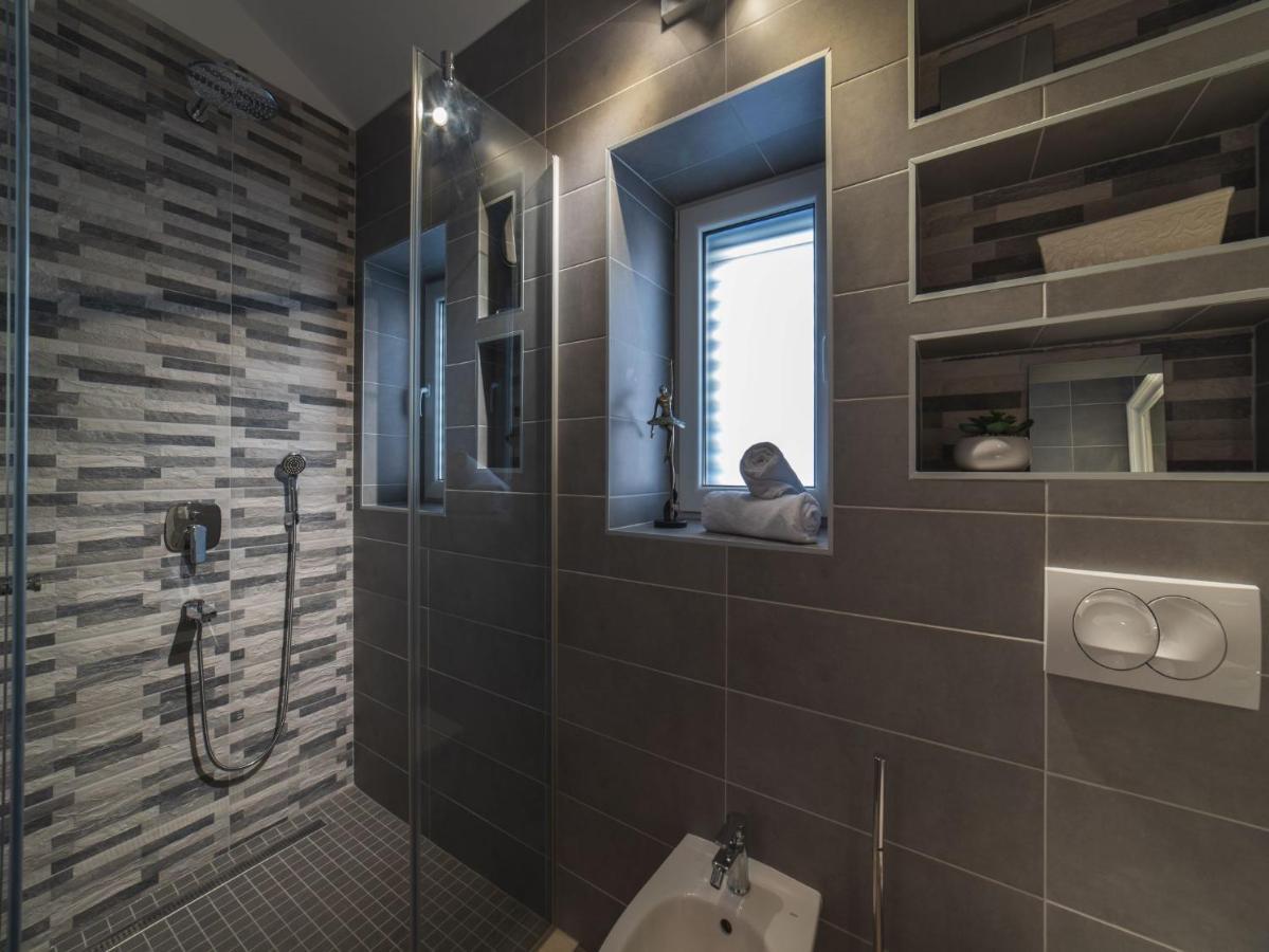 Apartment Fiora Kastela Luaran gambar