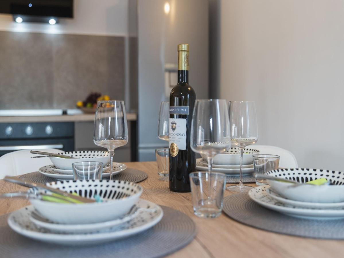 Apartment Fiora Kastela Luaran gambar