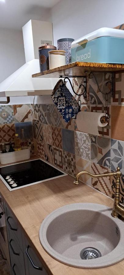 Apartment Fiora Kastela Luaran gambar
