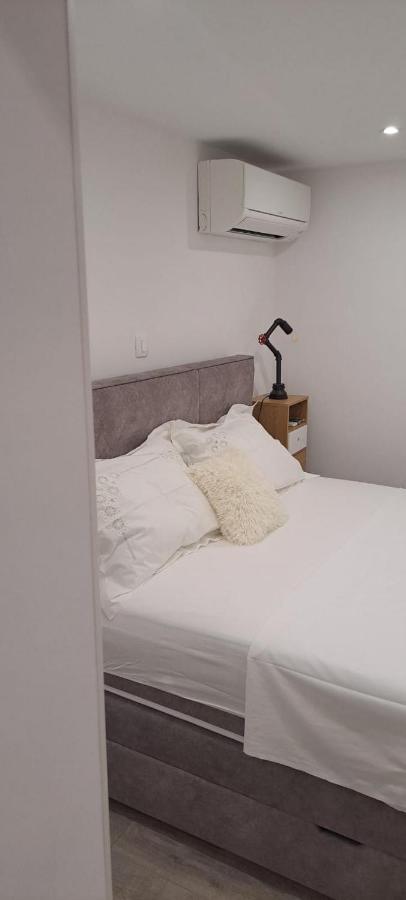 Apartment Fiora Kastela Luaran gambar